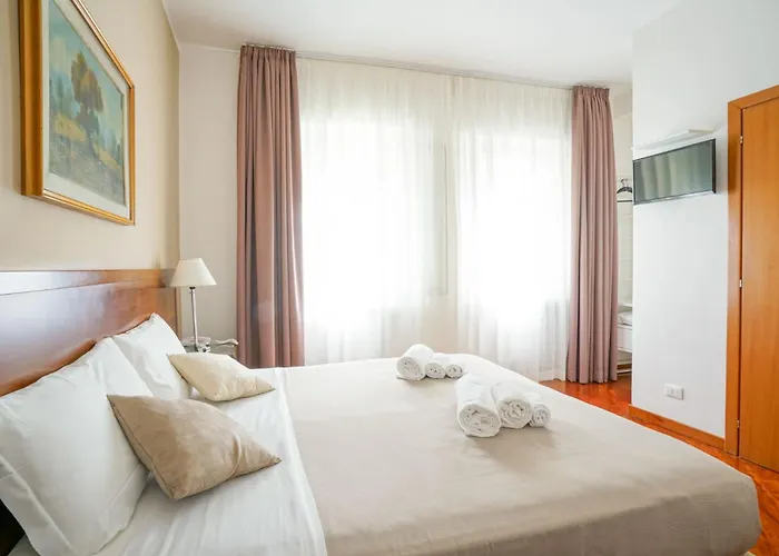 Отель St. Moritz 3*