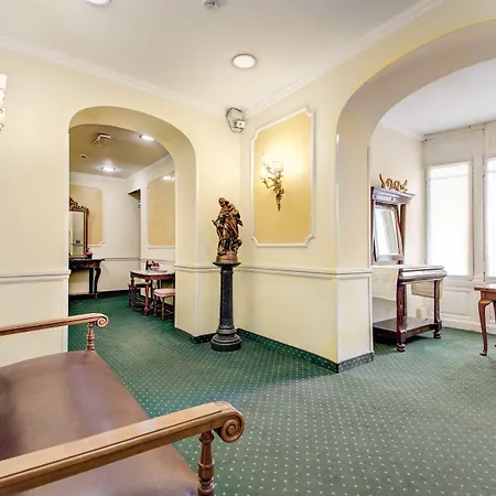 St. Moritz Szálloda Róma