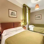 Отель St. Moritz 3*