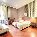 St. Moritz Отель Рим